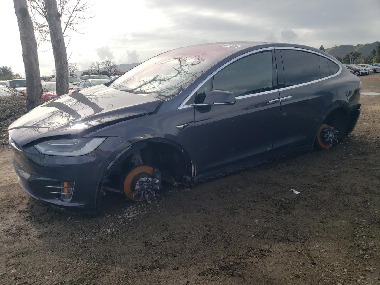 2018 TESLA MODEL X