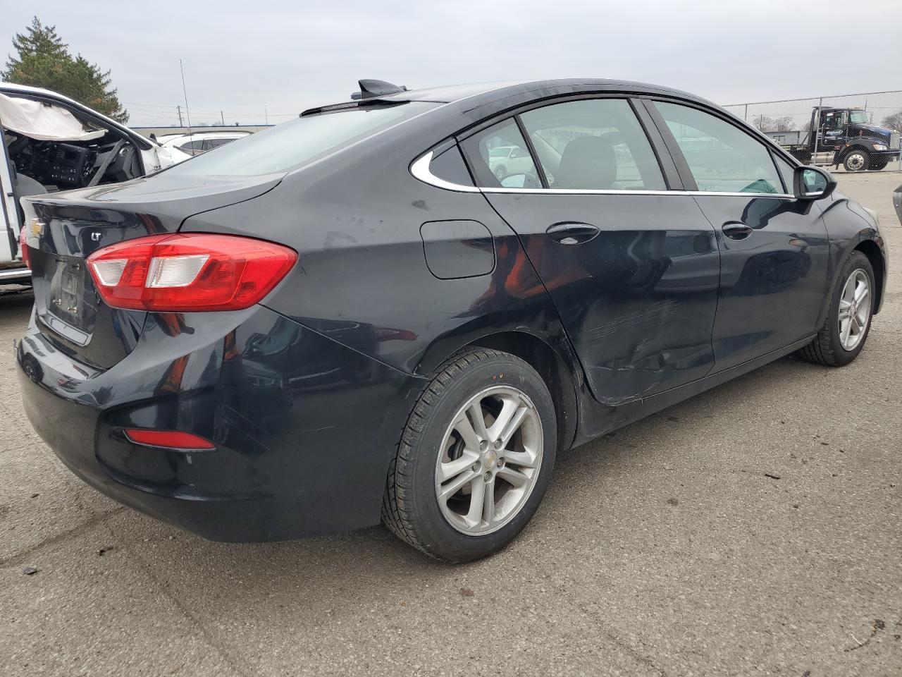 2017 CHEVROLET CRUZE LT - Фото 3