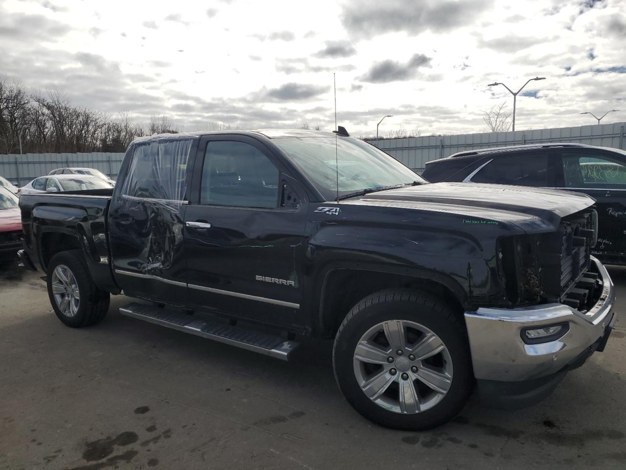 2017 GMC SIERRA K15 - Image 4