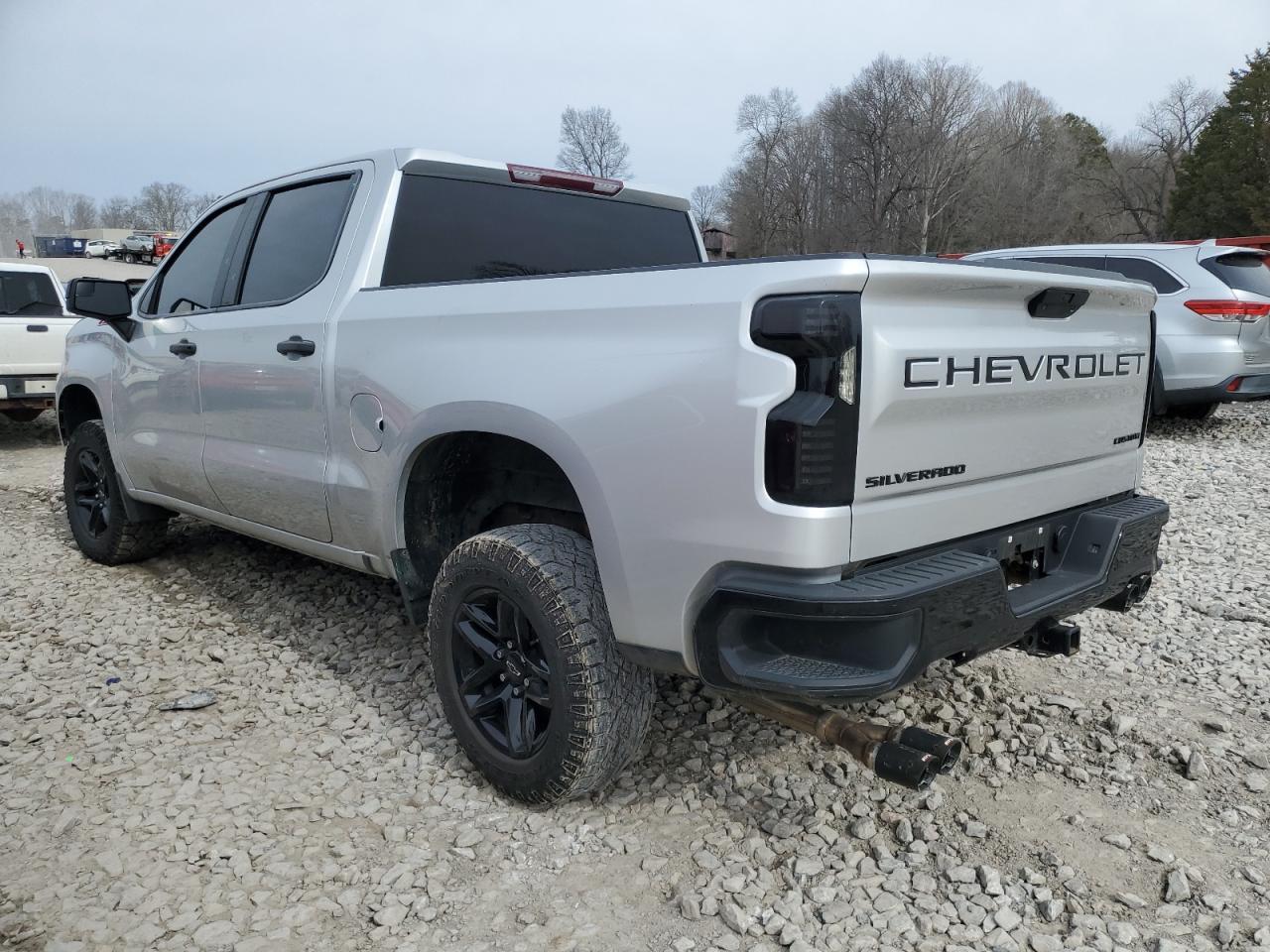 2021 CHEVROLET SILVERADO - Image 2