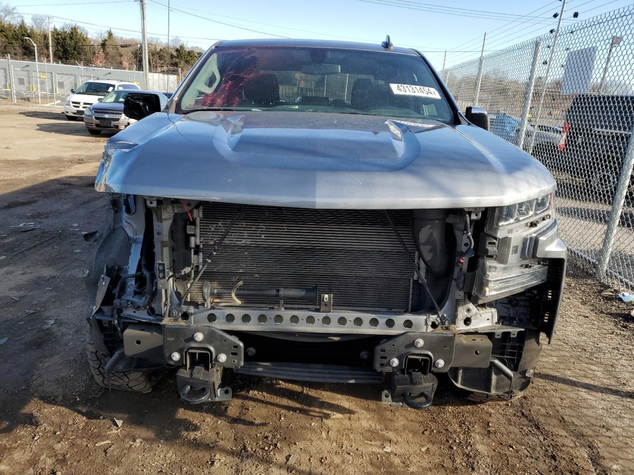 2019 CHEVROLET SILVERADO - Image 5