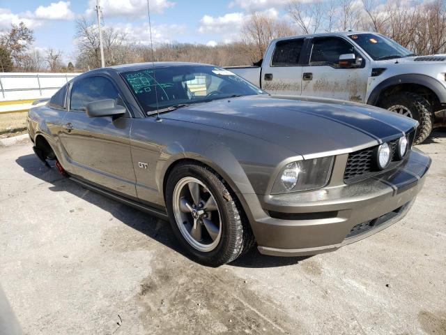 2005 Ford Mustang Gt - Фото 4