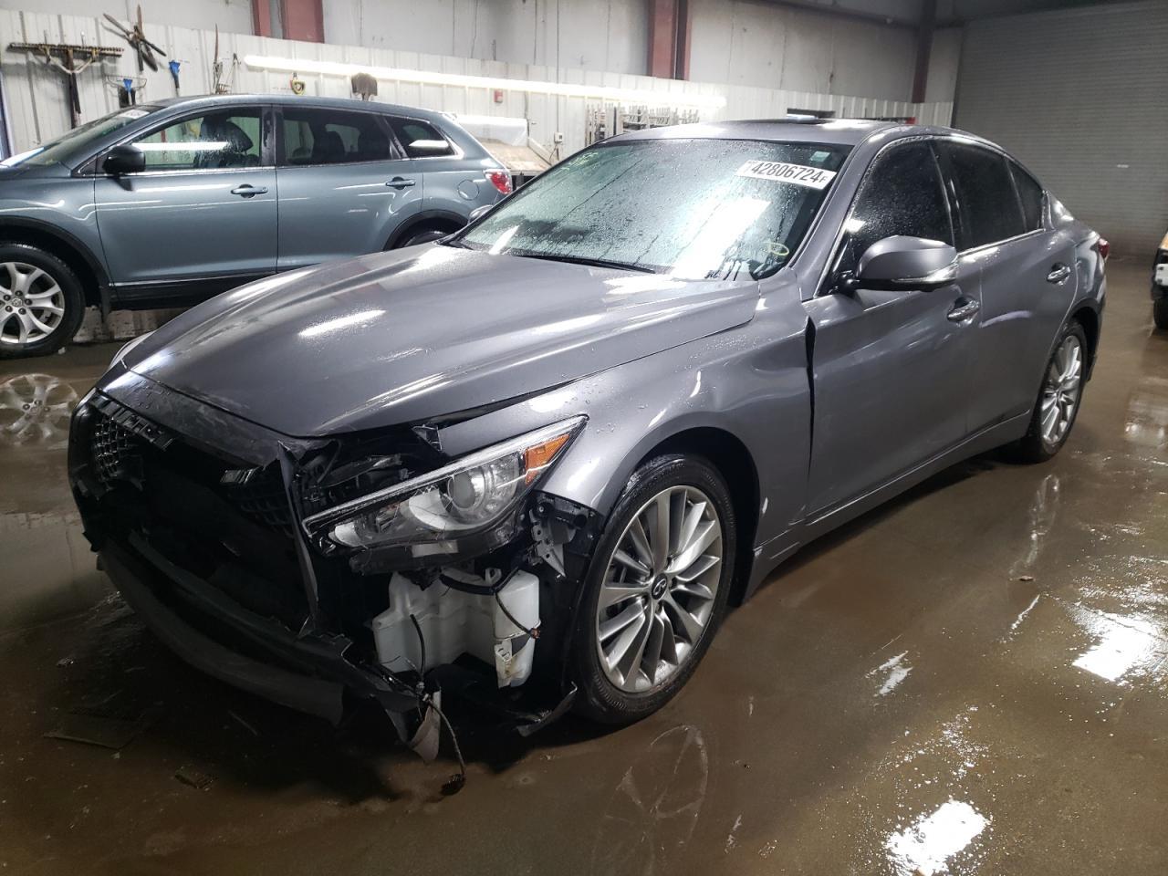 2022 INFINITI Q50 LUXE