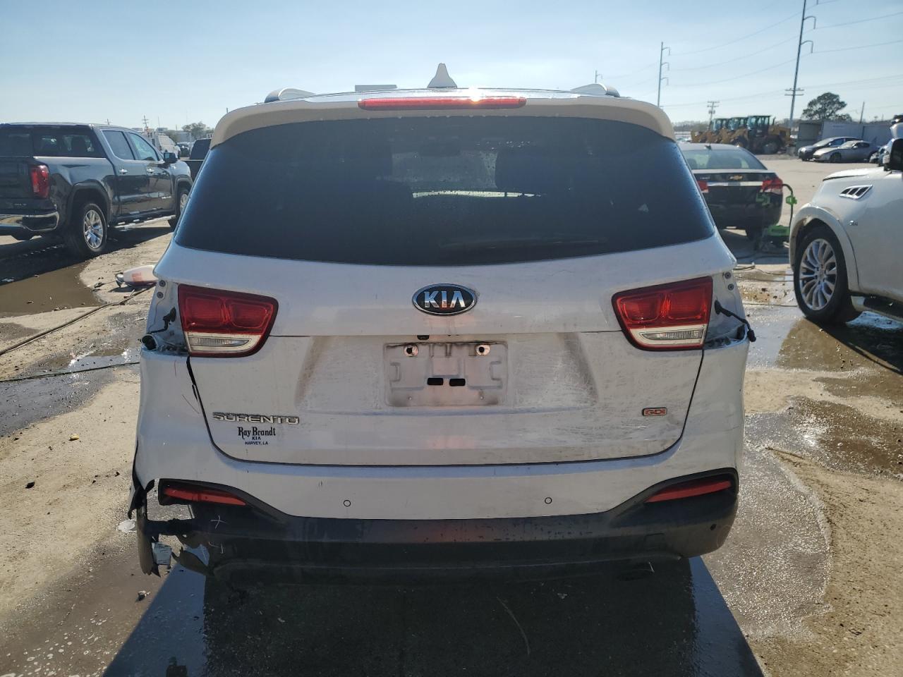 2017 KIA SORENTO LX - Фото 6