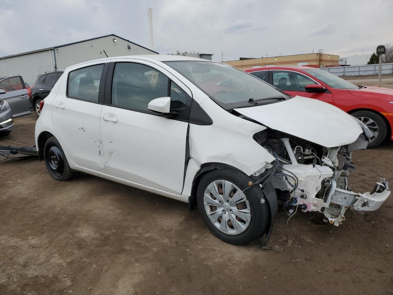 2016 TOYOTA YARIS L - Фото 4