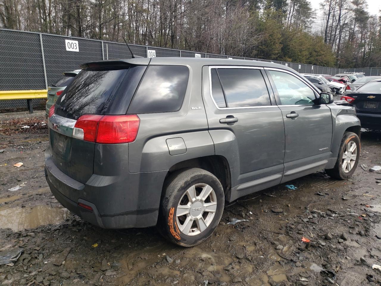 2013 GMC TERRAIN SL - Image 3
