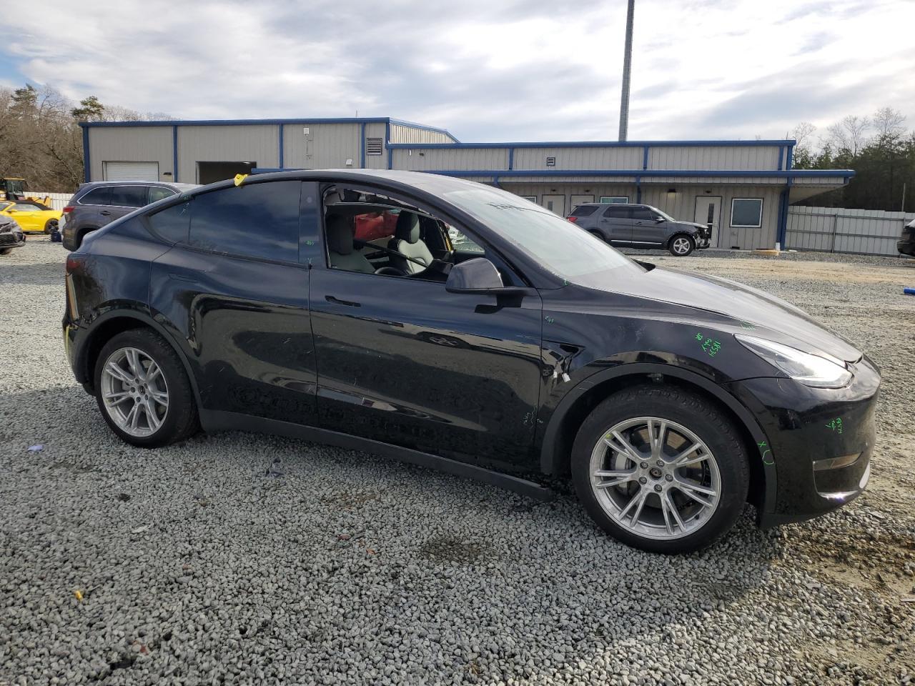 2023 TESLA MODEL Y - Фото 4