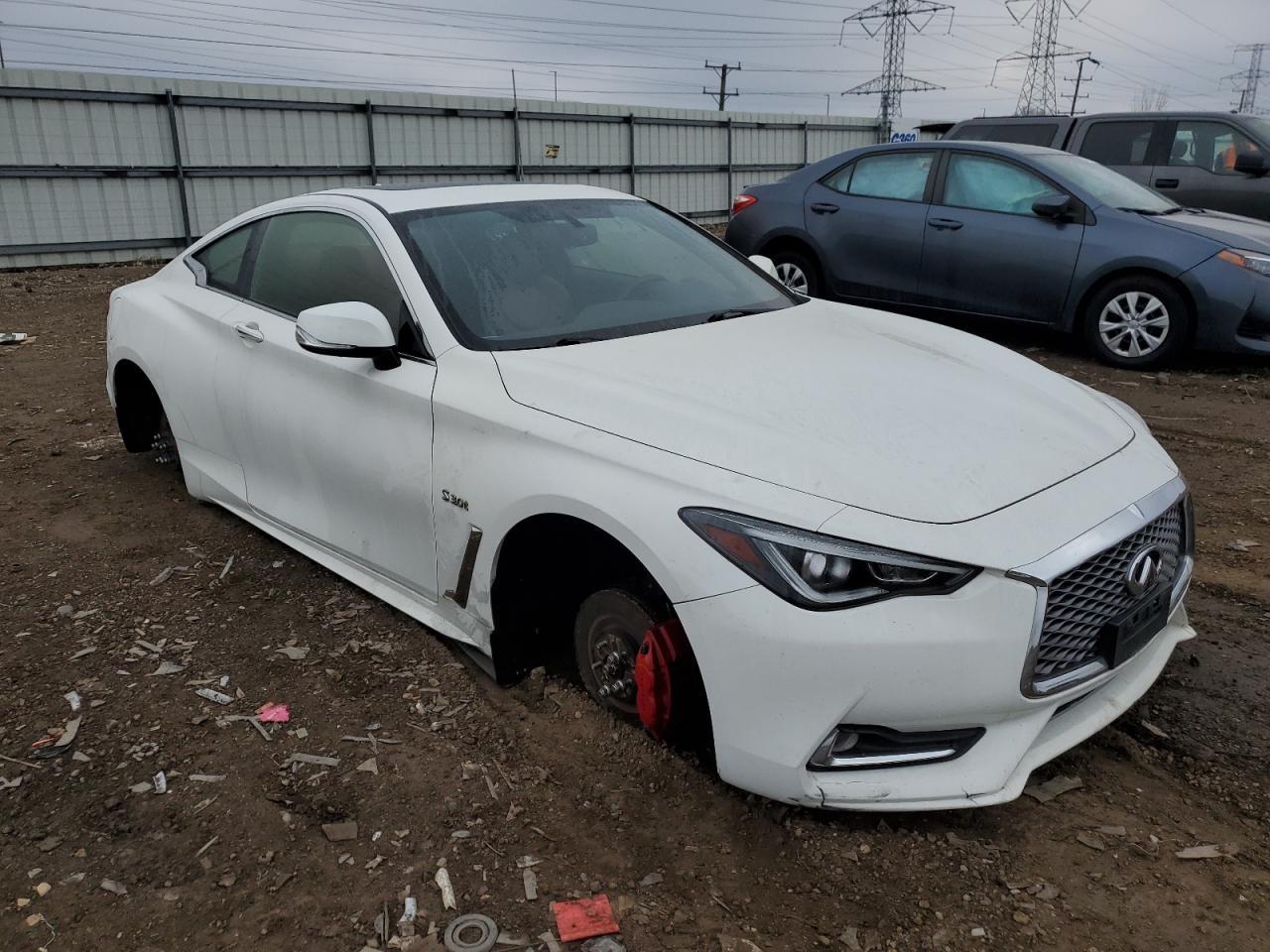 2017 INFINITI Q60 RED SP - Image 4