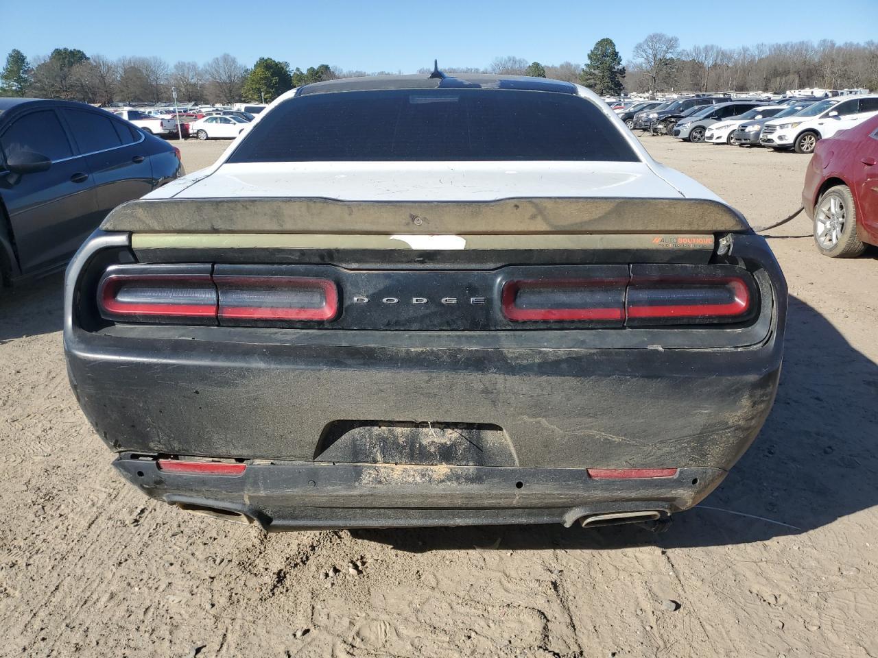 2015 DODGE CHALLENGER - Image 6