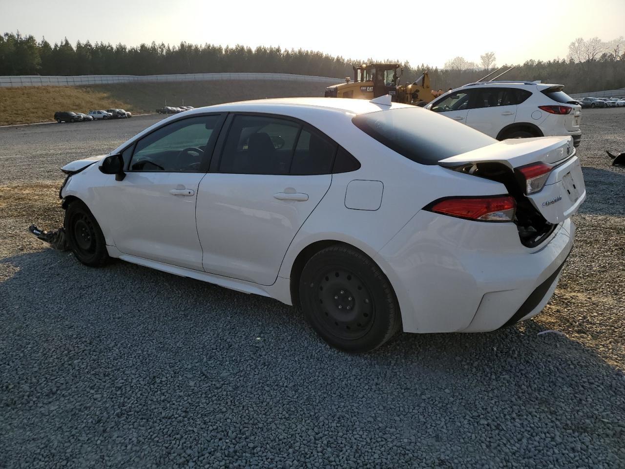 2020 TOYOTA COROLLA LE - Image 2