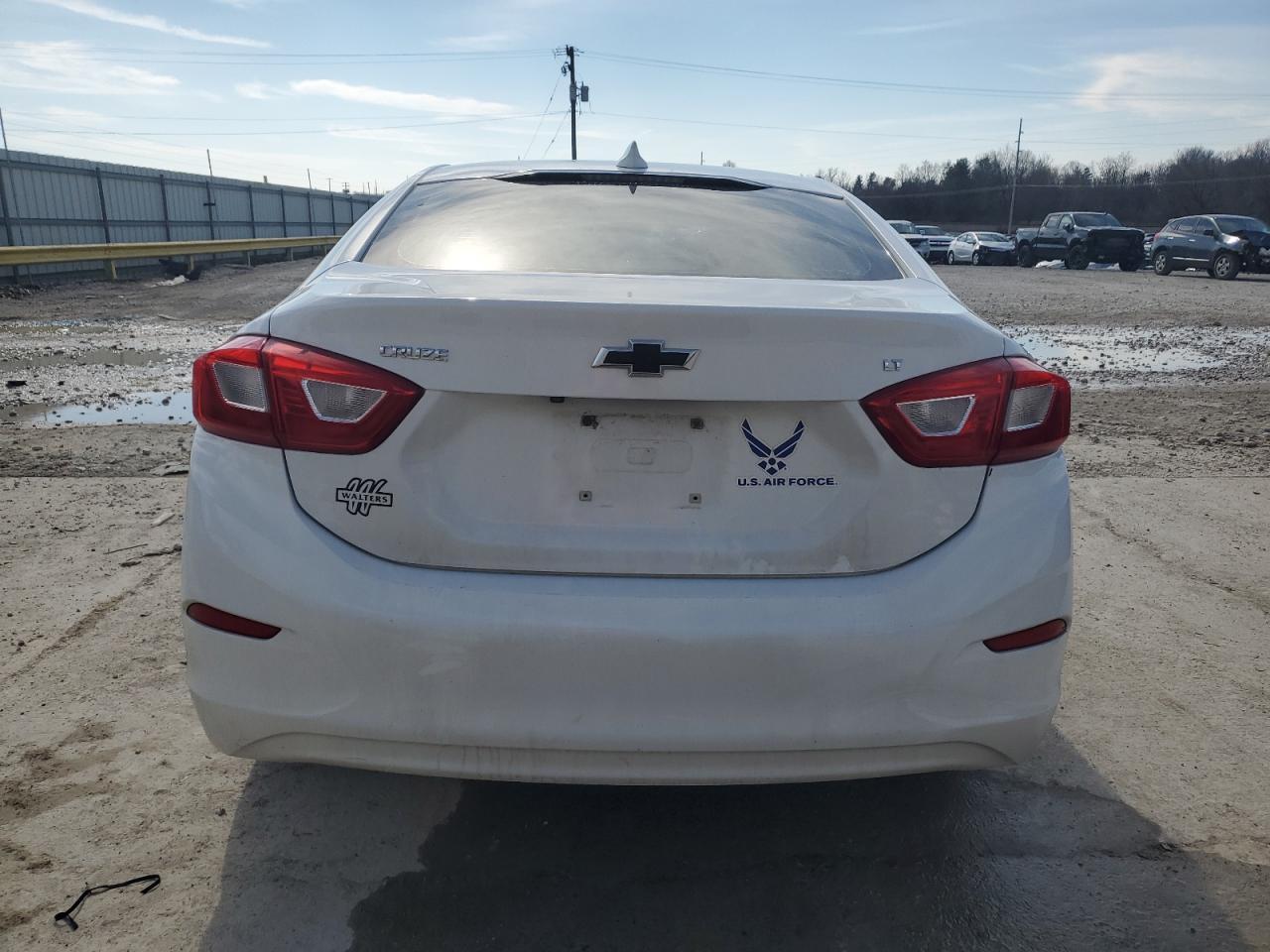2017 CHEVROLET CRUZE LT - Фото 6
