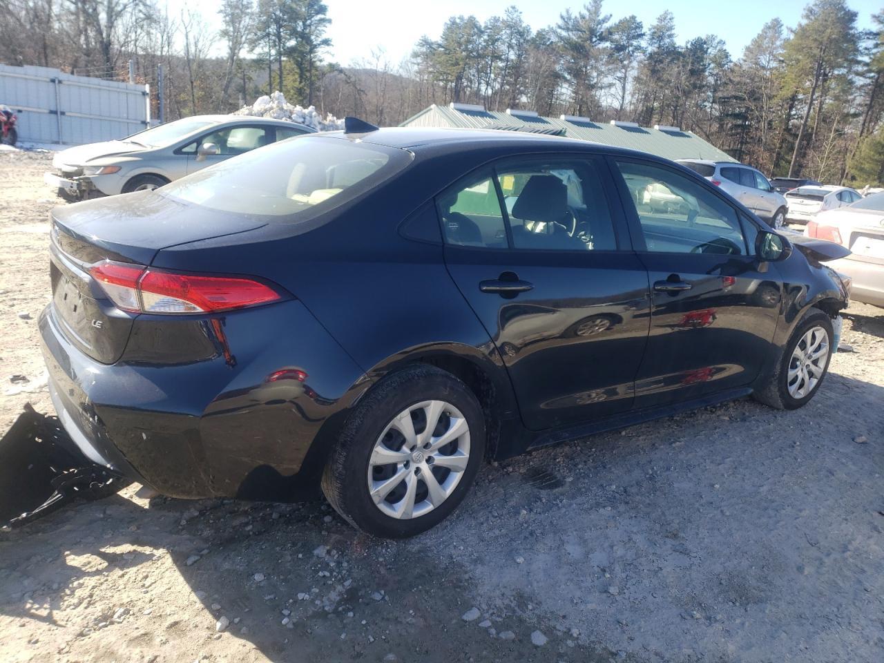 2021 TOYOTA COROLLA LE - Image 3