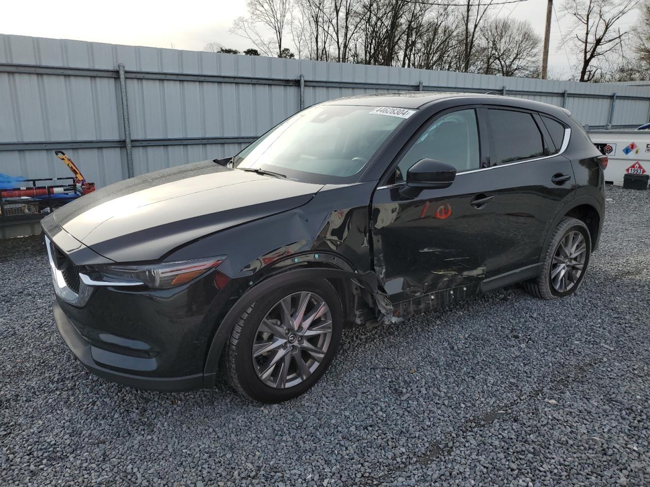 2019 MAZDA CX-5 car image