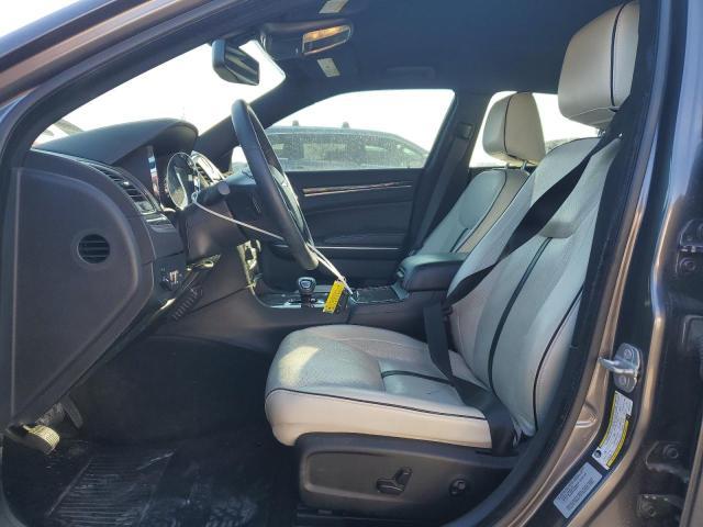 2014 Chrysler 300 - Image 7