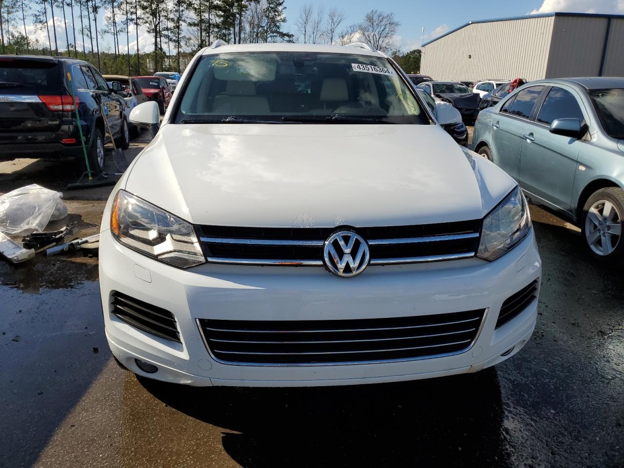 2014 VOLKSWAGEN TOUAREG V6 - Фото 5