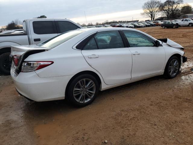 2015 Toyota Camry Le - Фото 3
