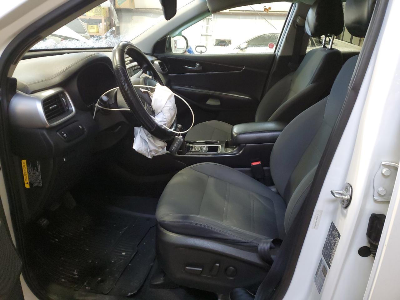 2016 KIA SORENTO LX - Image 7