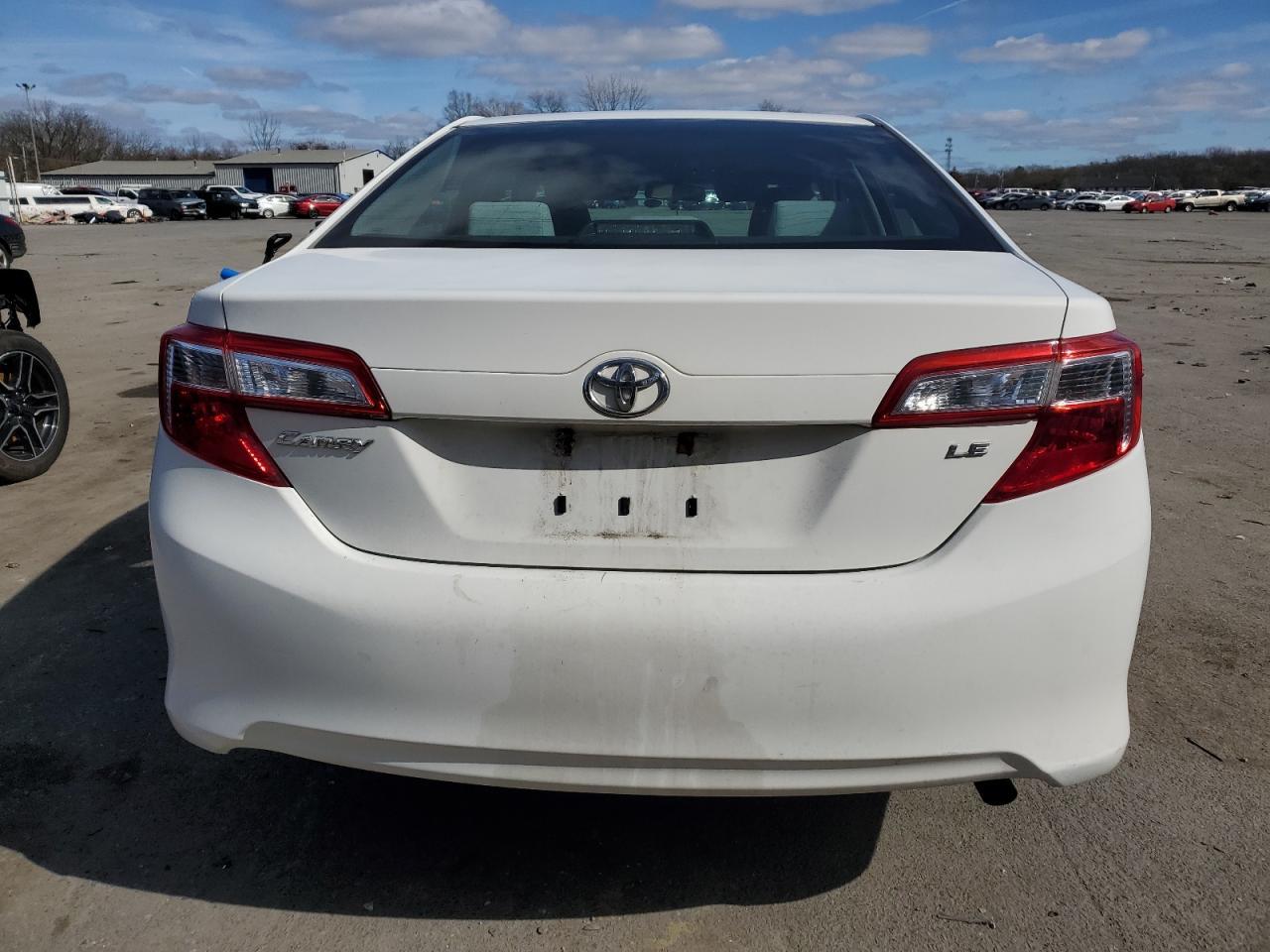 2012 TOYOTA CAMRY - Image 6