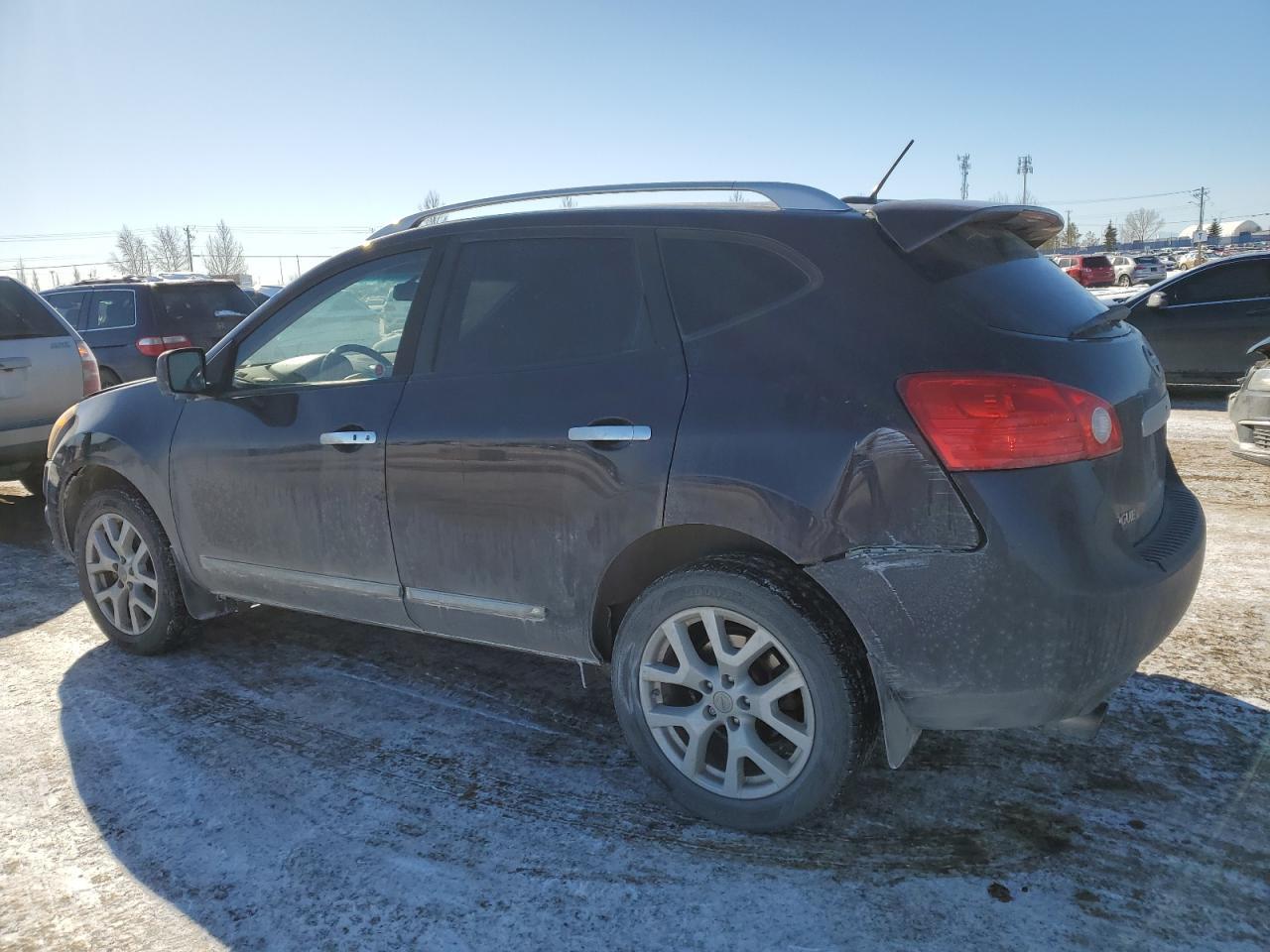 2013 NISSAN ROGUE S - Image 2