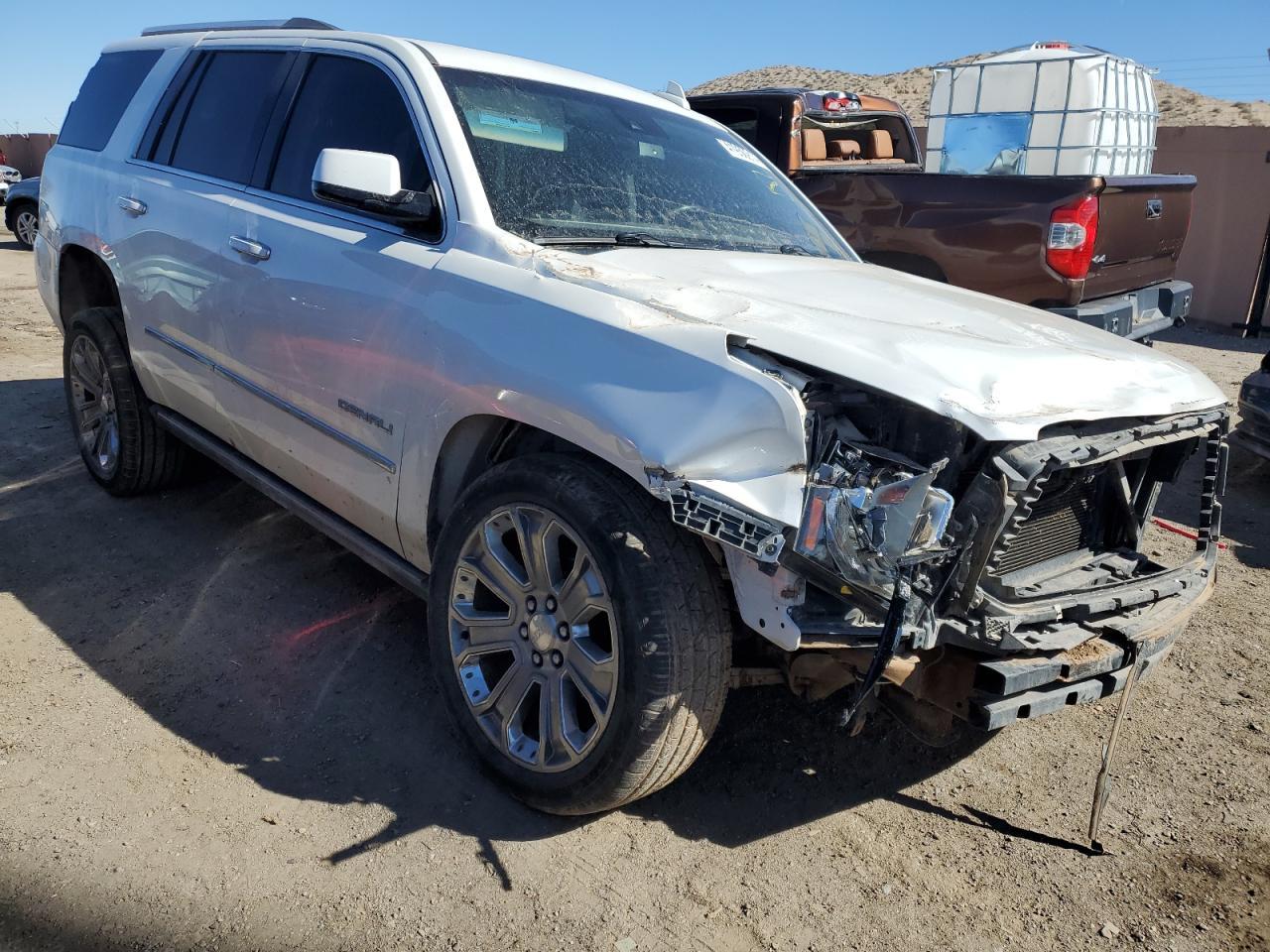 2016 GMC YUKON DENA - Фото 4