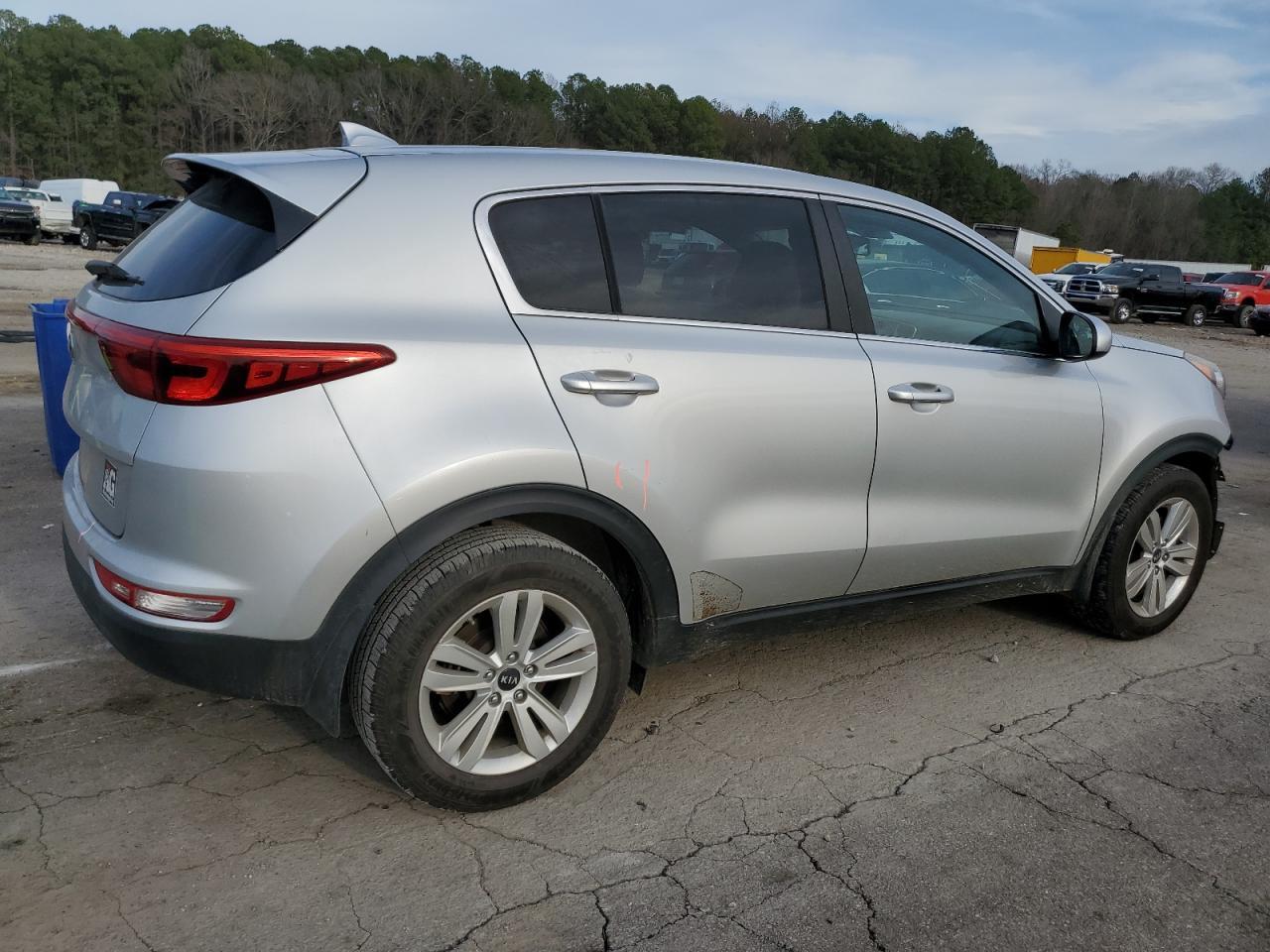 2017 KIA SPORTAGE L - Image 3