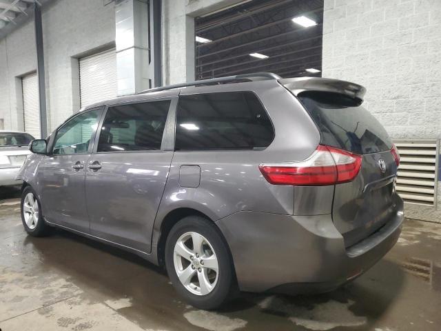 2016 Toyota Sienna Le - Image 2