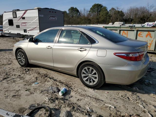 2015 Toyota Camry Le - Фото 2