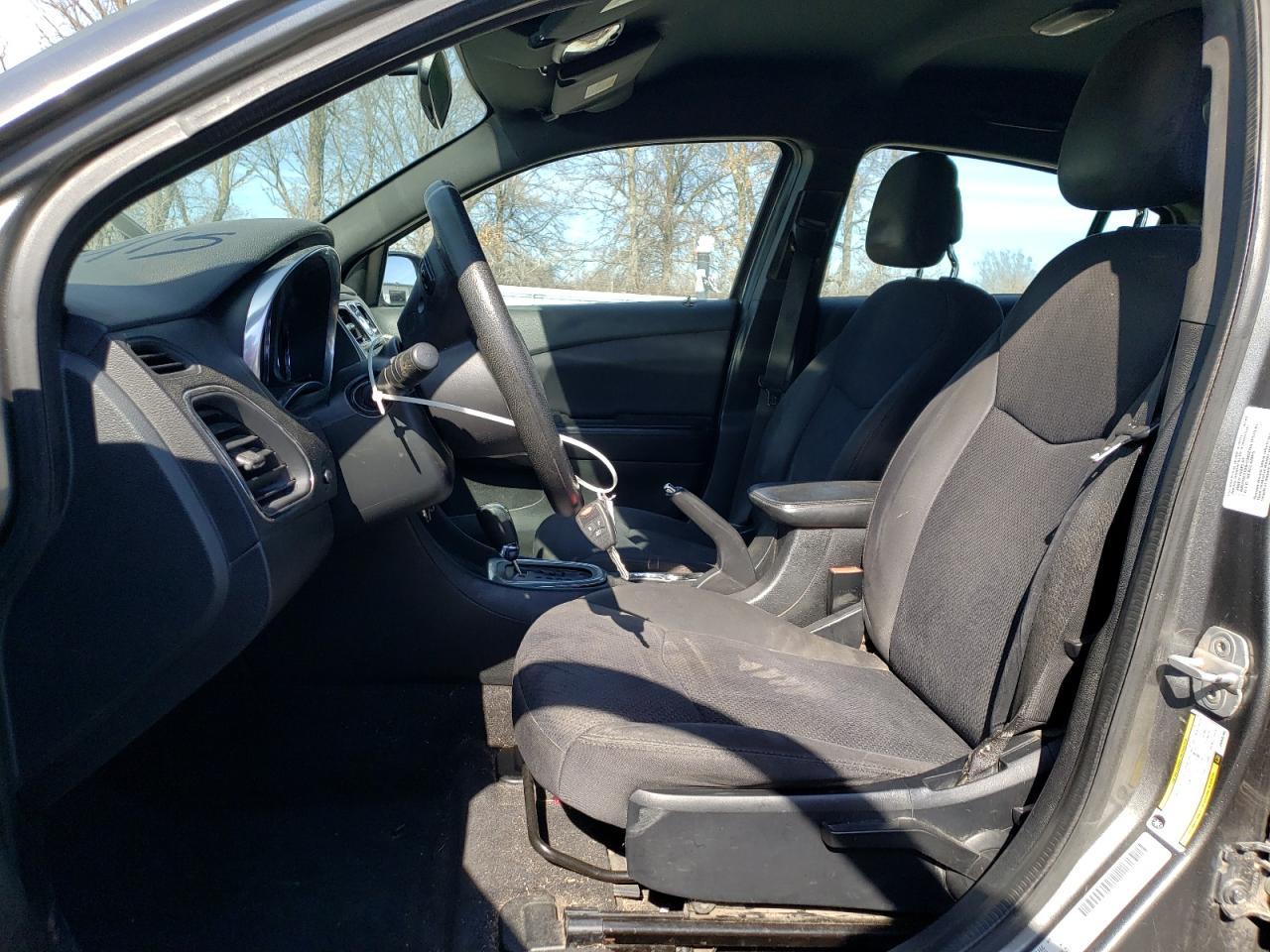 2013 CHRYSLER 200 LX - Image 7