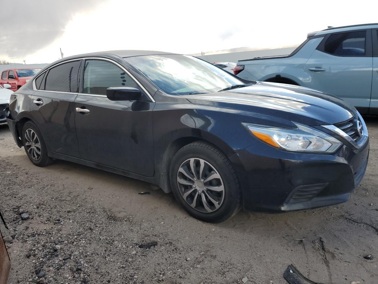 2017 NISSAN ALTIMA 2.5 - Image 4