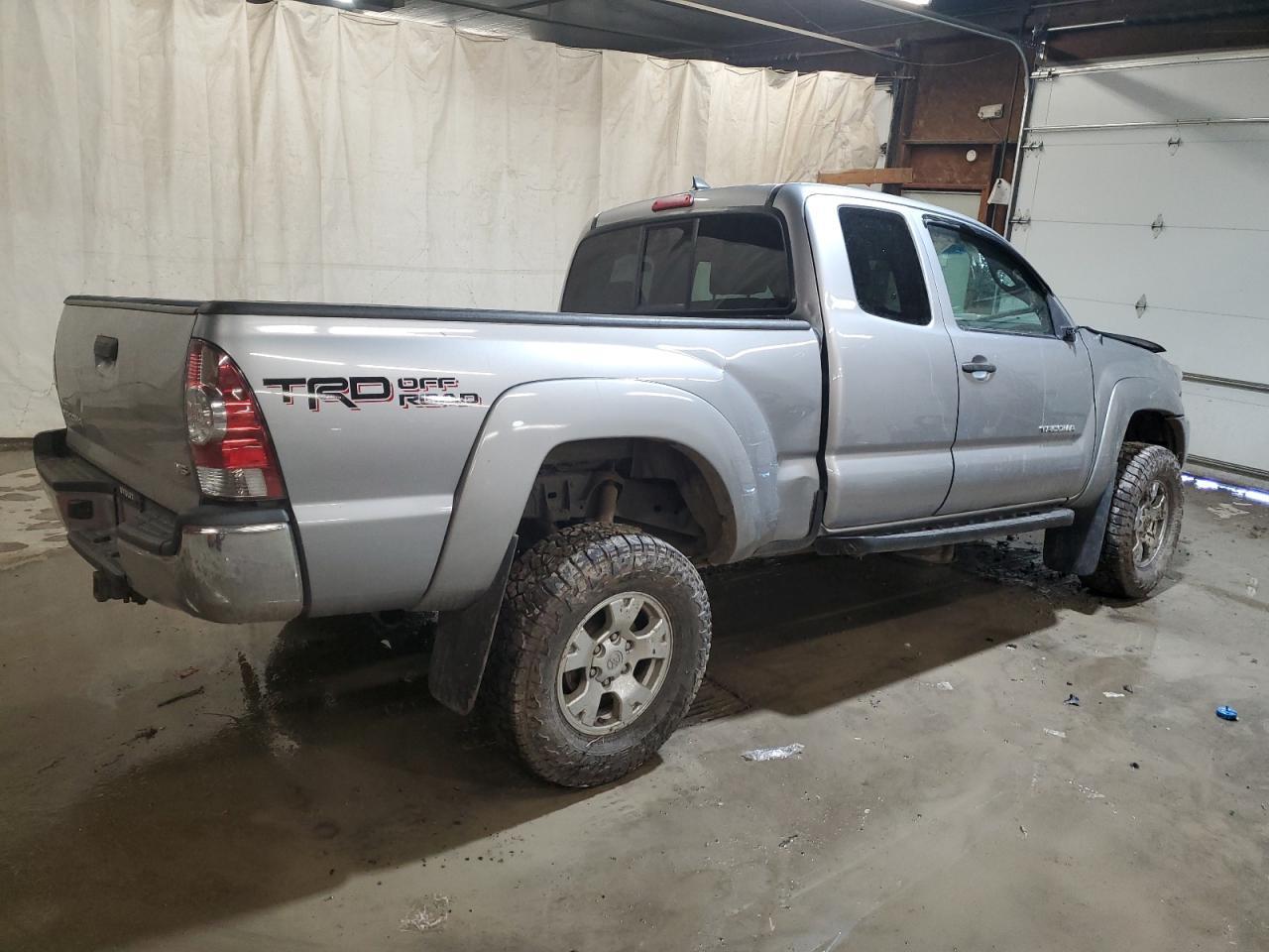 2015 TOYOTA TACOMA ACC - Фото 3