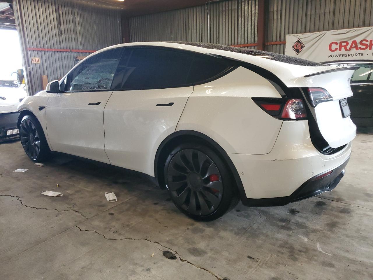 2022 TESLA MODEL Y - Фото 2