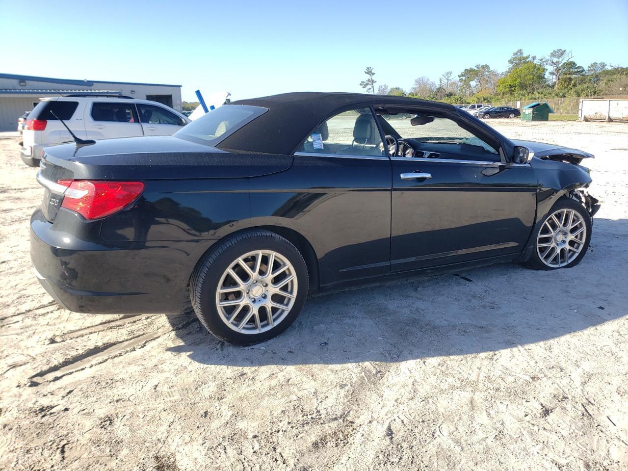2012 CHRYSLER 200 LIMITE - Image 3