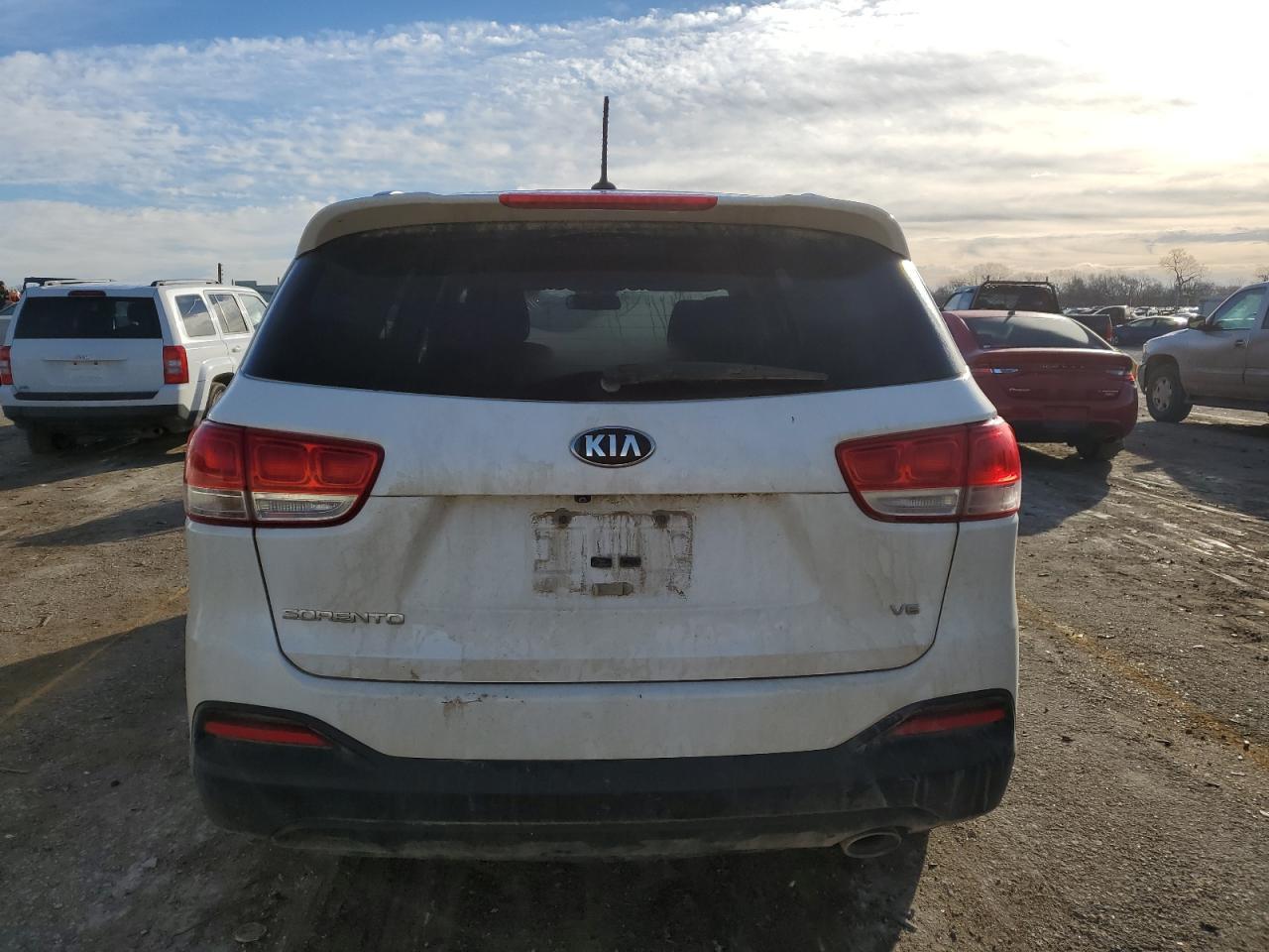 2016 KIA SORENTO LX - Image 6