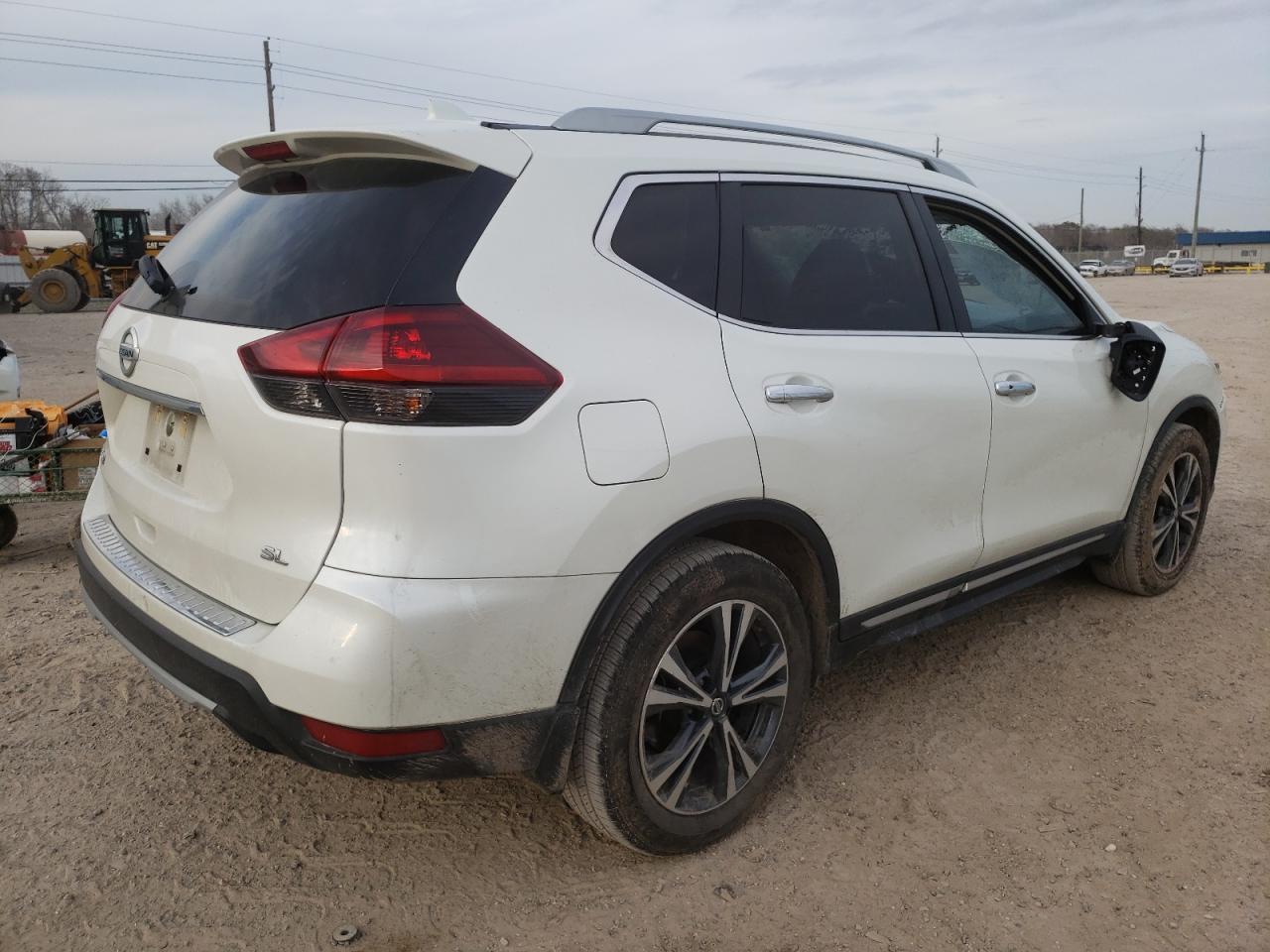 2018 NISSAN ROGUE S - Фото 3
