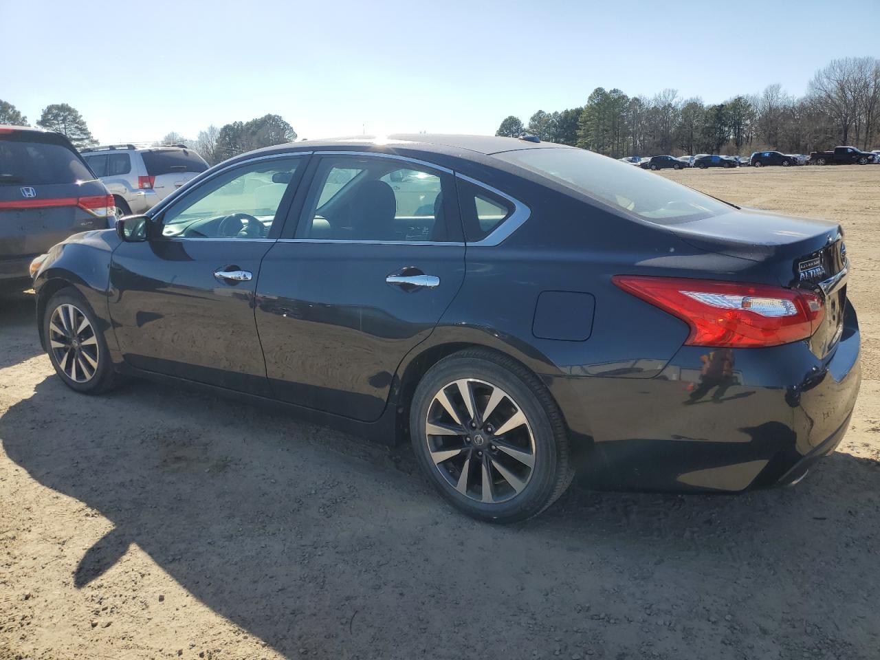 2017 NISSAN ALTIMA 2.5 - Фото 2