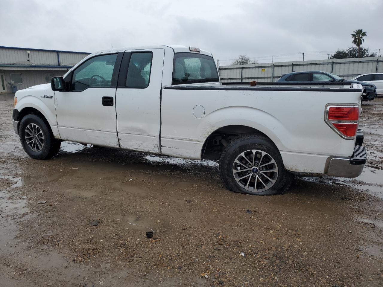 2013 FORD F150 SUPER - Фото 2