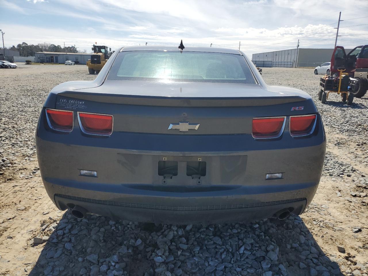2011 CHEVROLET CAMARO LT - Image 6