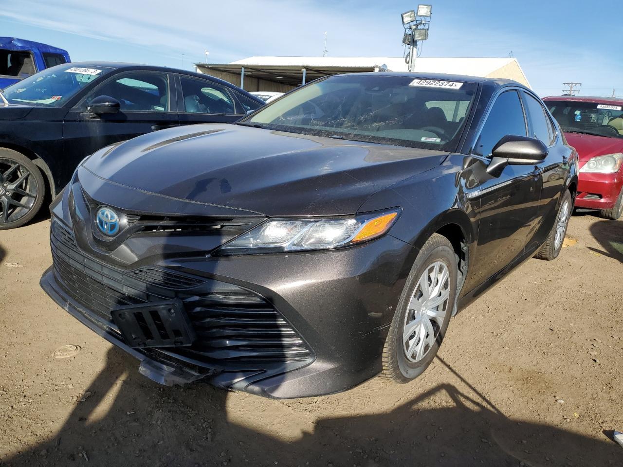 2019 TOYOTA CAMRY LE car image