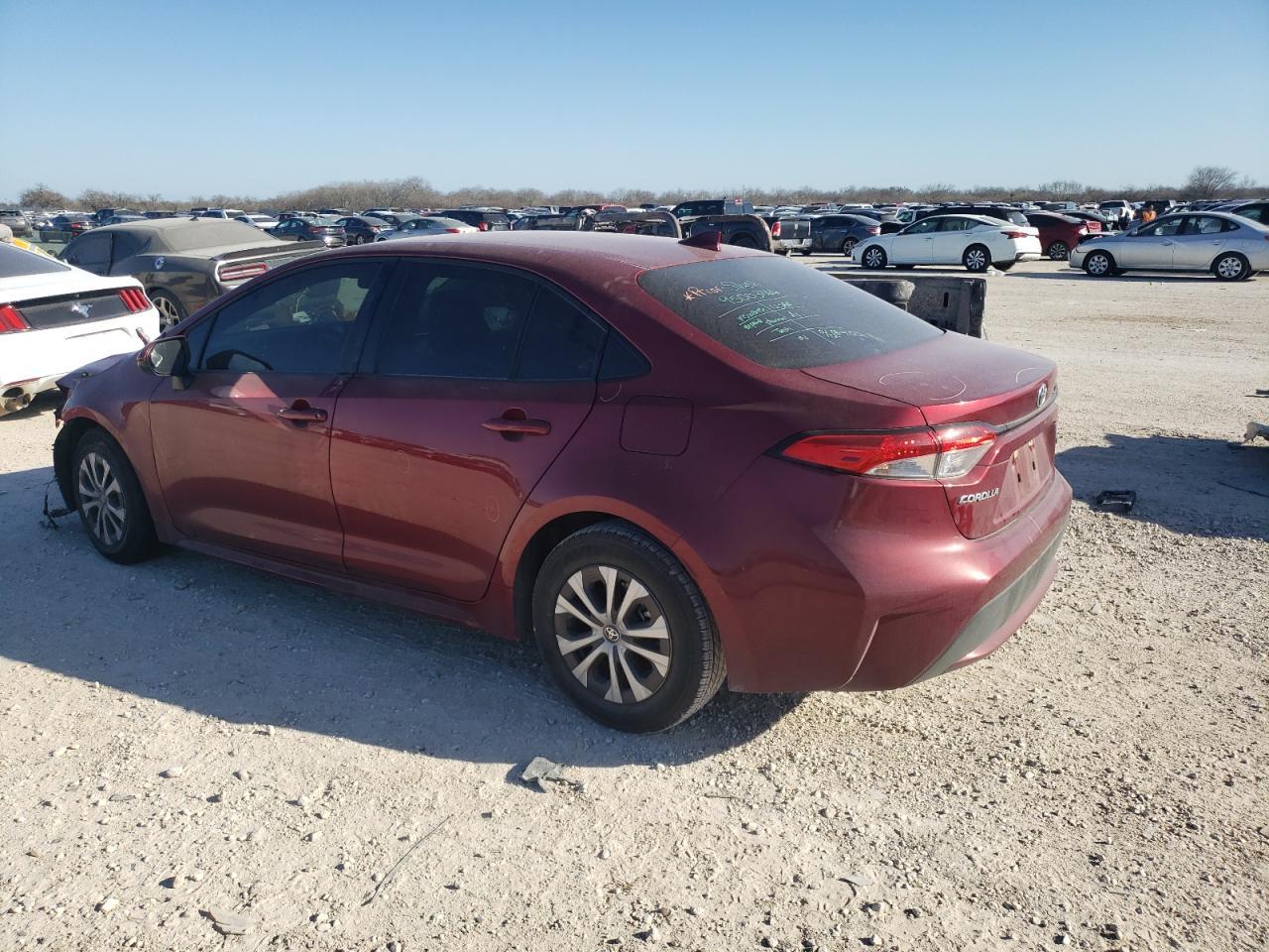 2022 TOYOTA COROLLA LE - Image 2