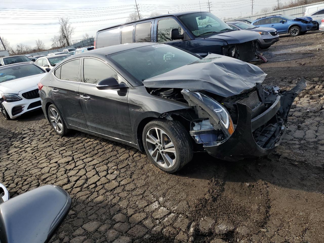 2017 HYUNDAI ELANTRA SE - Image 4