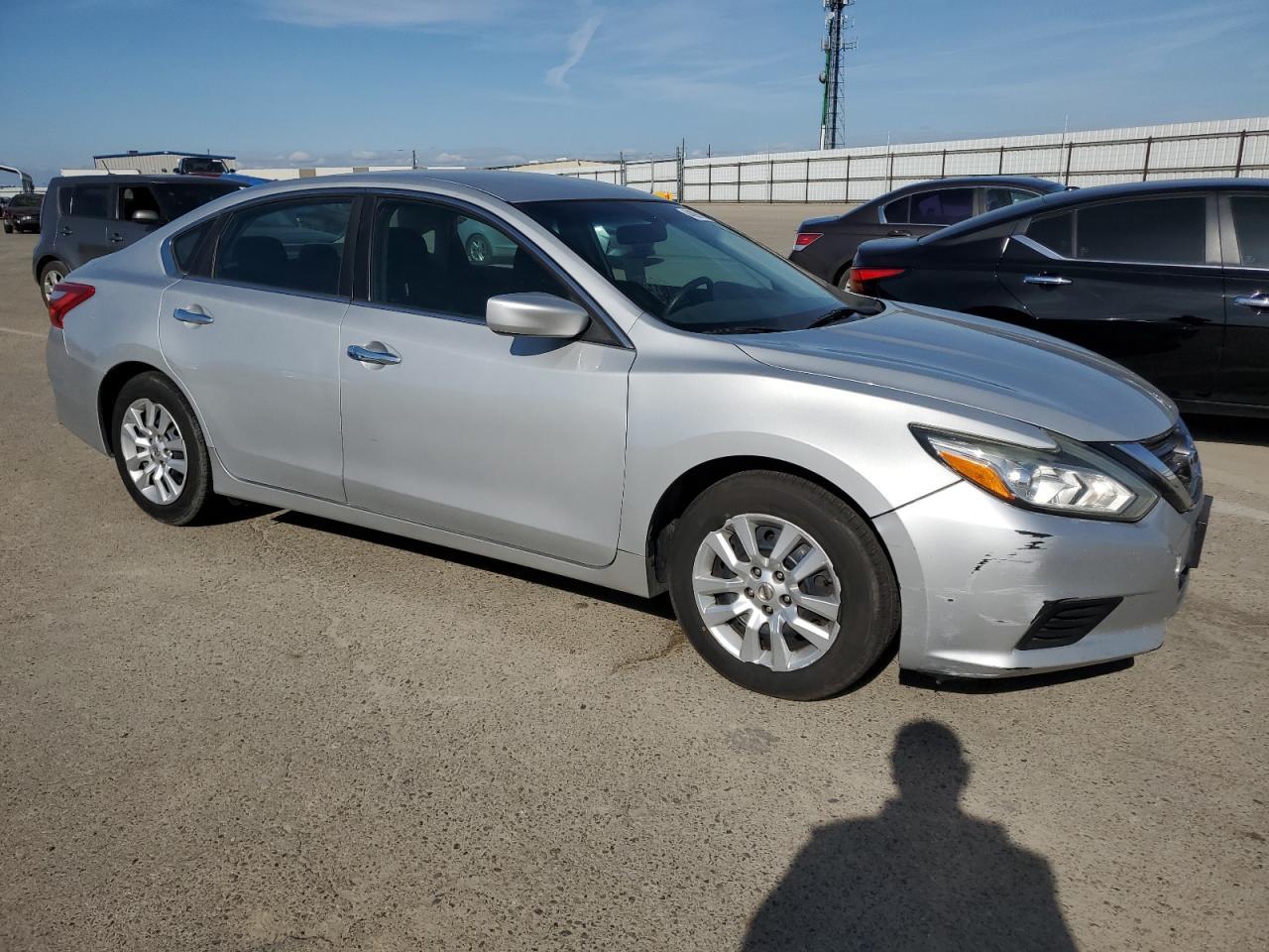 2016 NISSAN ALTIMA 2.5 - Фото 4