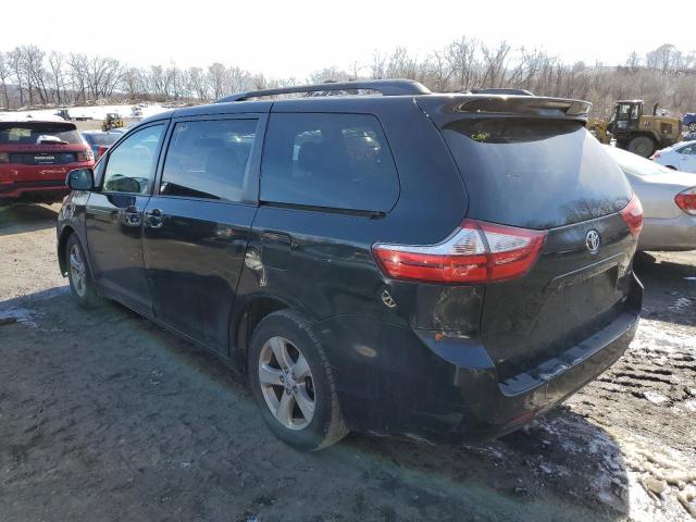 2015 Toyota Sienna Le - Image 2