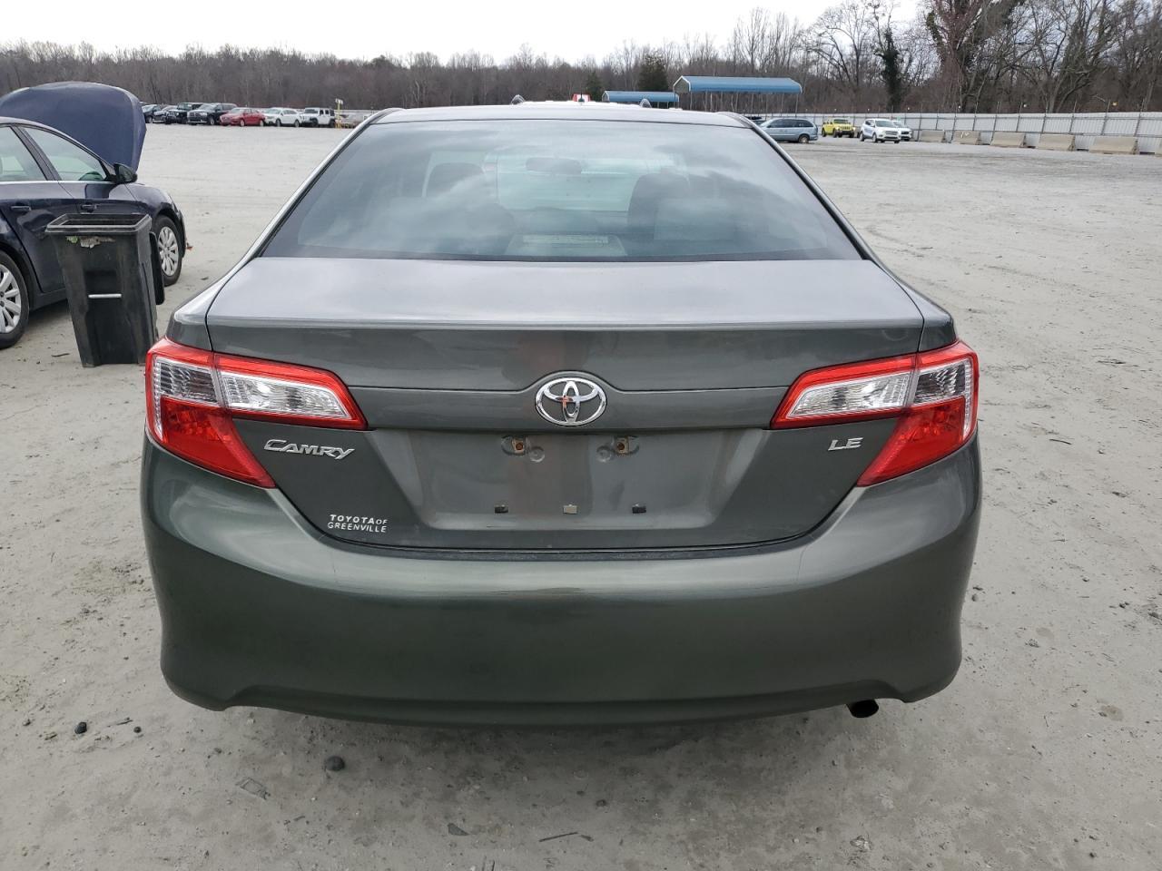 2013 TOYOTA CAMRY L - Фото 6