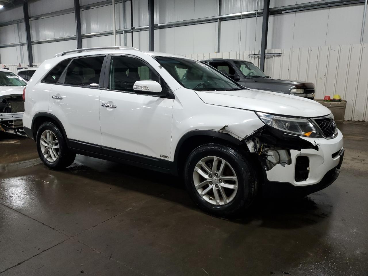 2014 KIA SORENTO LX - Image 4