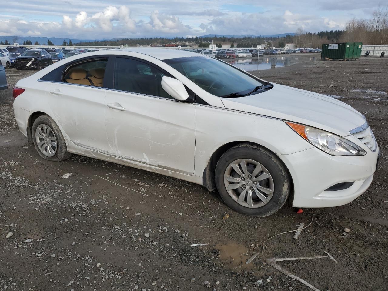 2011 HYUNDAI SONATA GLS - Image 4