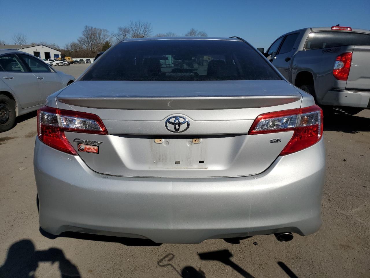 2014 TOYOTA CAMRY L - Image 6