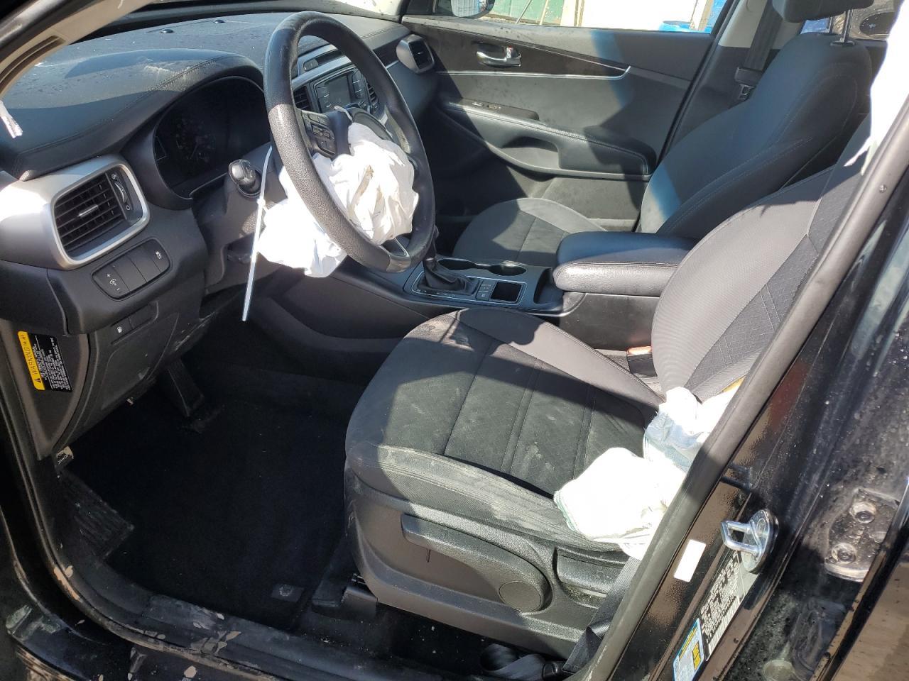 2017 KIA SORENTO LX - Фото 7