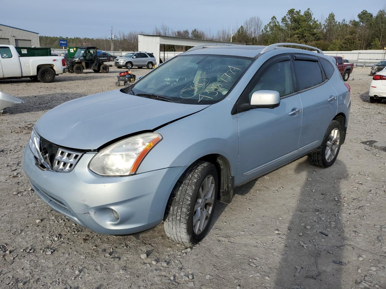 2013 NISSAN ROGUE S