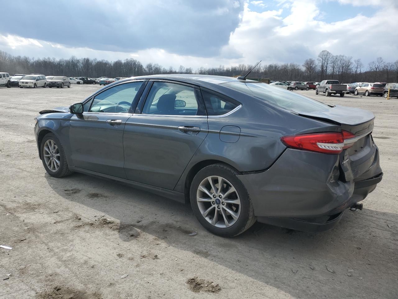 2017 FORD FUSION SE - Фото 2