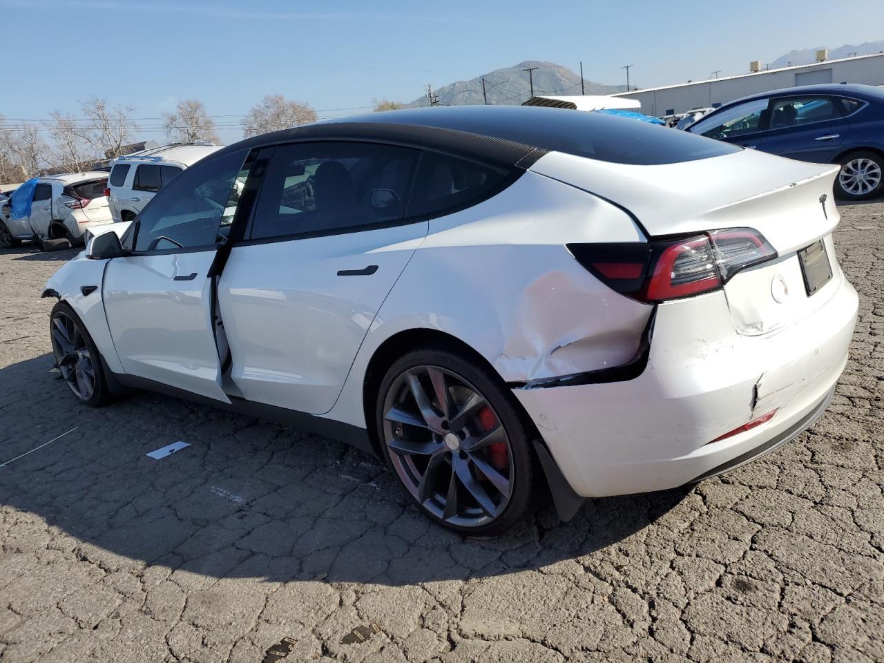 2022 TESLA MODEL 3 - Image 2